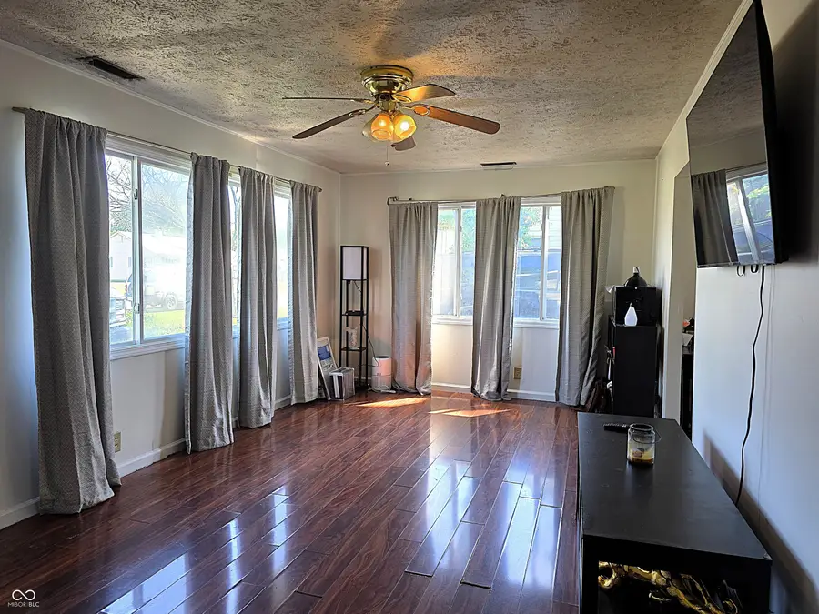 504 Carol Drive, Greenwood, IN 46143 - #3