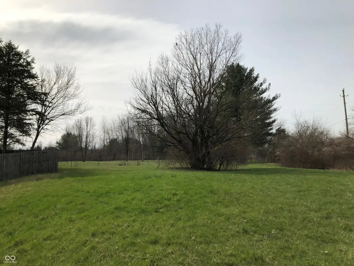 2825 N Greenview Way, Indianapolis, IN 46229 - #1