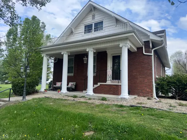 990 E Vincennes Street, Linton, IN 47441