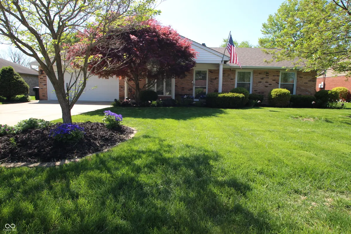 36 S Walnut Street, Pittsboro, IN 46167 - #1