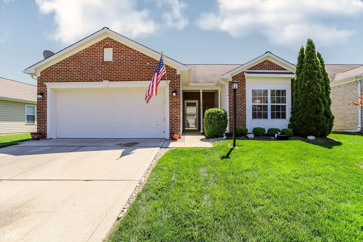 823 Daybreak Drive, Avon, IN 46123 - #1