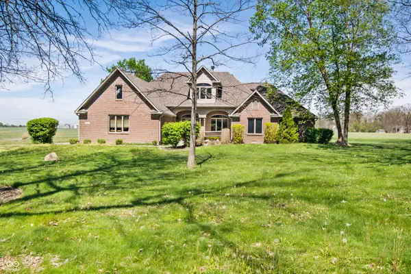 5577 N Beech Tree Drive, Greenfield, IN 46140