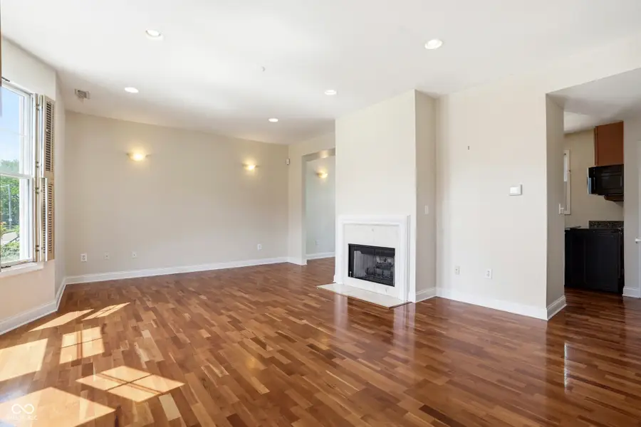 308 E 10th Street, Indianapolis, IN 46202 - #3