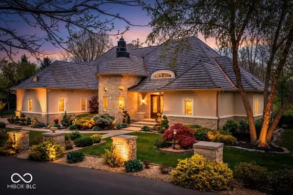 10821 Club Point Drive, Fishers, IN 46037