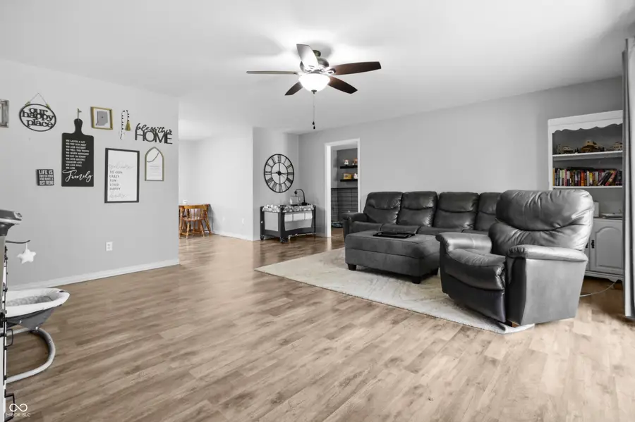 2816 Hawcreek Boulevard, Columbus, IN 47203 - #2