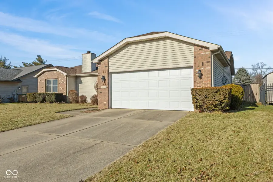 3810 Briar Hill Way, Columbus, IN 47203 - #3