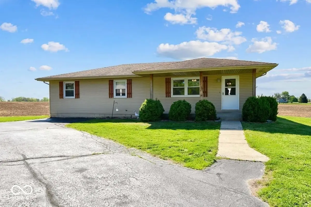 801 N 400 W, Bargersville, IN 46106 - #1