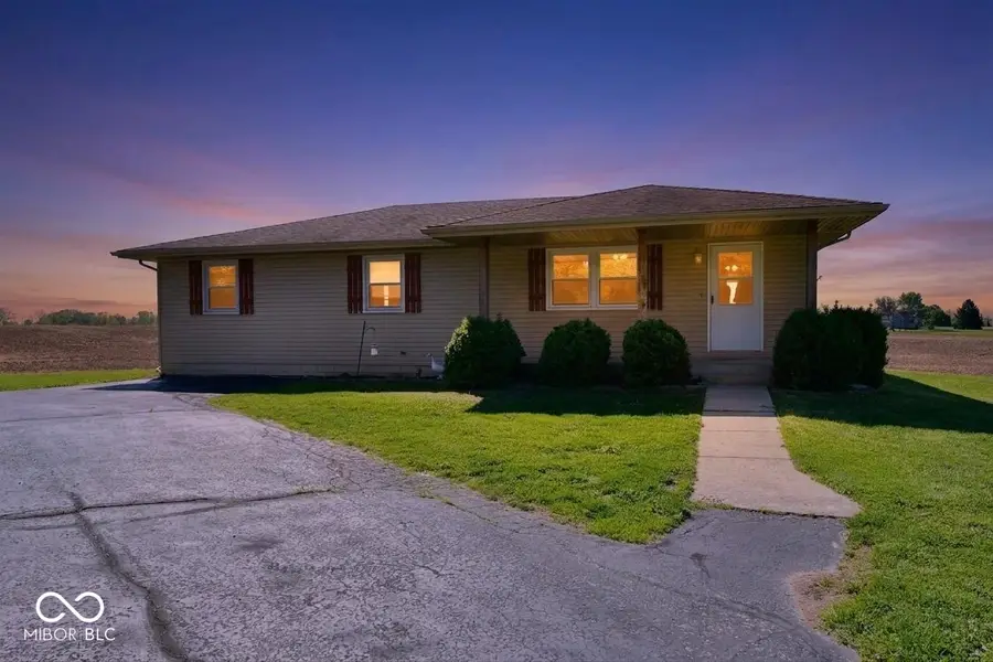 801 N 400 W, Bargersville, IN 46106 - #2