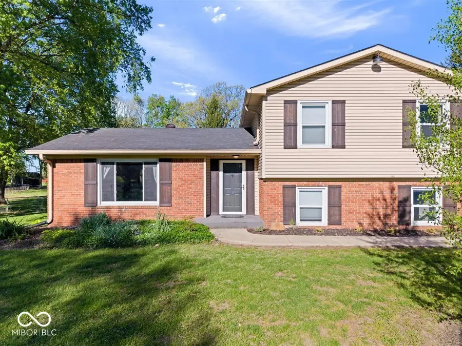 1352 Westwind Drive, Avon, IN 46123 - #3