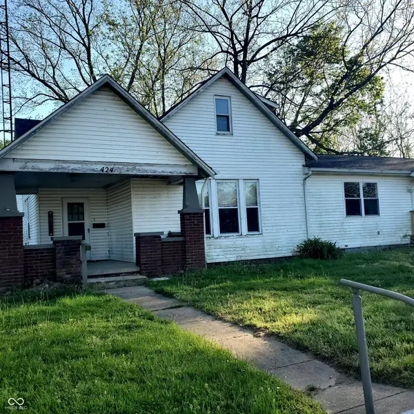 424 E Commerce Street, Brownstown, IN 47220