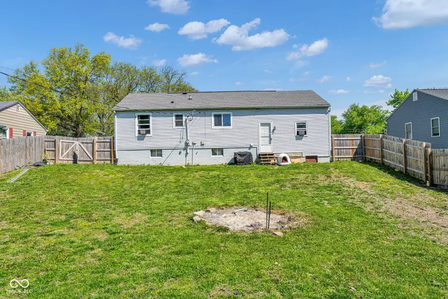 655 Barrett Street, Danville, IN 46122 - #2