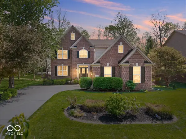 6537 Briarwood Place, Zionsville, IN 46077