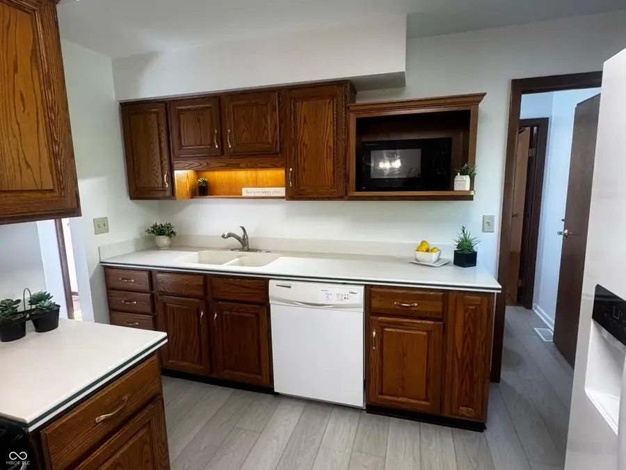 10911 College Place Drive, Carmel, IN 46280 - #3