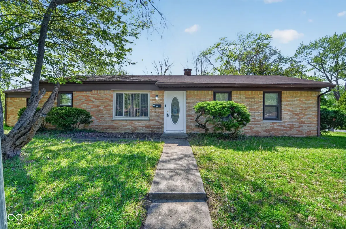 4328 N Kenmore Road, Indianapolis, IN 46226 - #1
