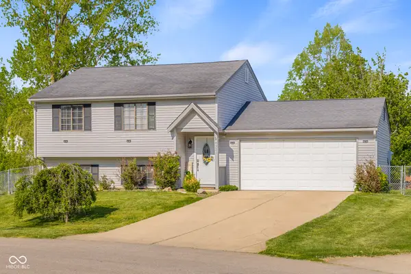 8221 N Chaucer Court, Columbus, IN 47201