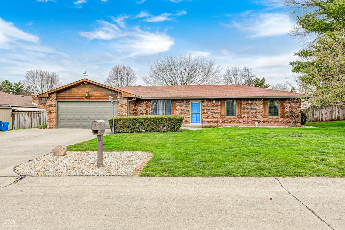 634 Teton Trail, Indianapolis, IN 46217 - #1