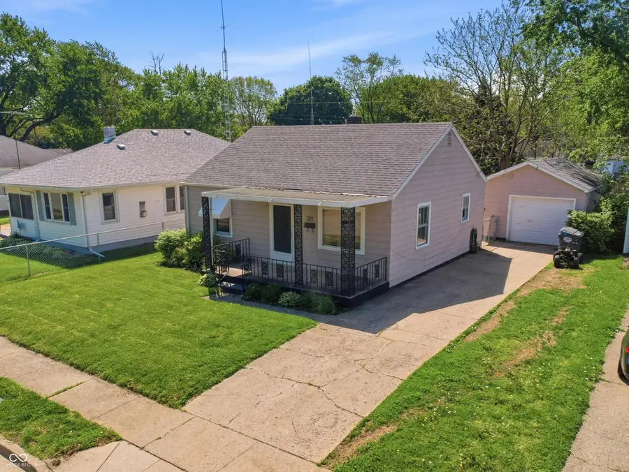 321 E 34th Street, Anderson, IN 46013 - #3