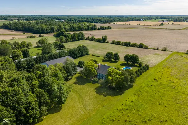 9353 S Mitthoeffer Road, Indianapolis, IN 46259