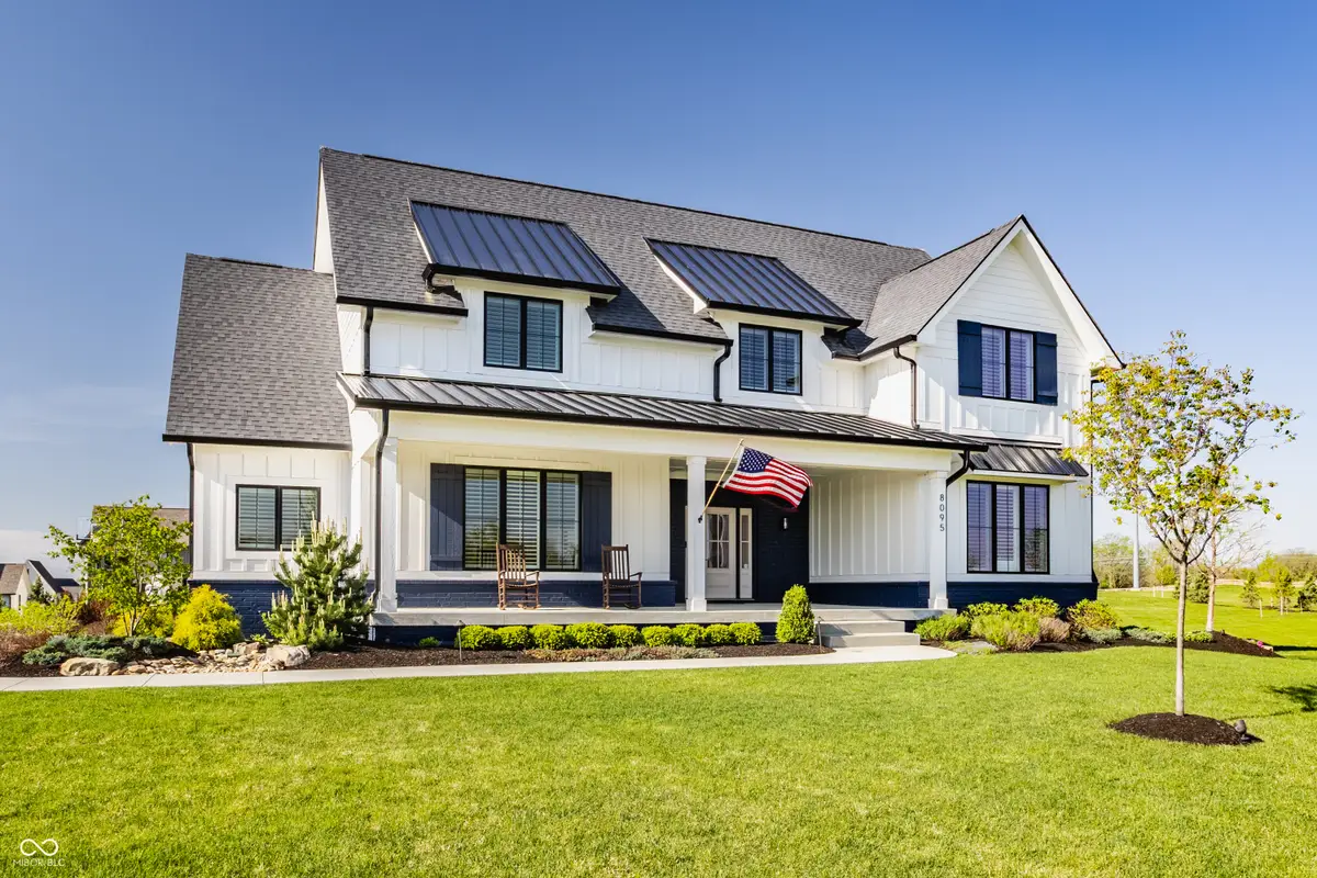 8095 Melbourne Place, Zionsville, IN 46077 - #1