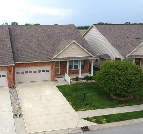 1400 Willow Walk Parkway, Elwood, IN 46036