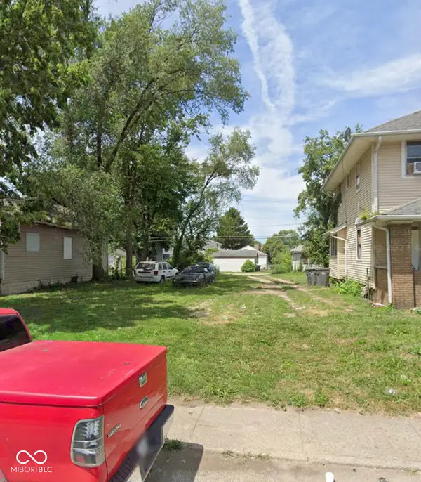 2016 N Dexter Street, Indianapolis, IN 46202