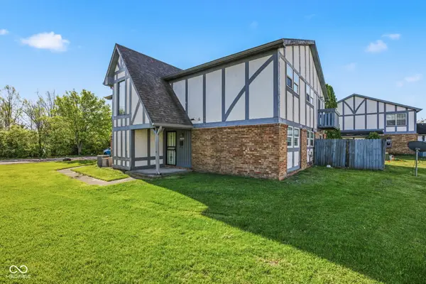 9884 Royce Drive, Indianapolis, IN 46235