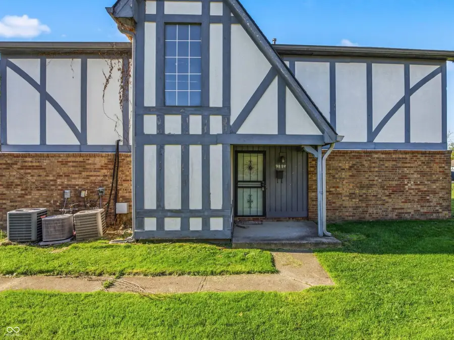 9884 Royce Drive, Indianapolis, IN 46235 - #2