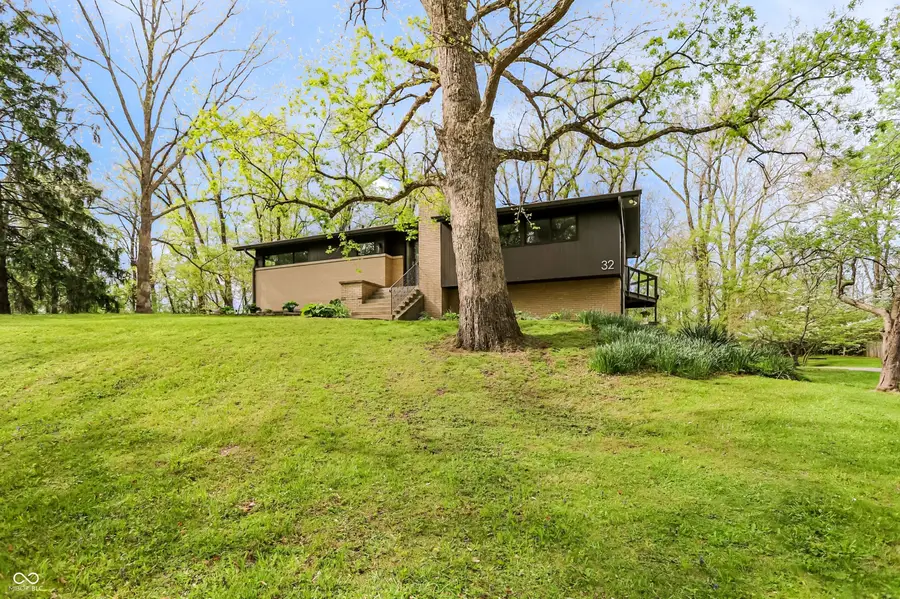 32 Circle Drive, Carmel, IN 46032 - #2