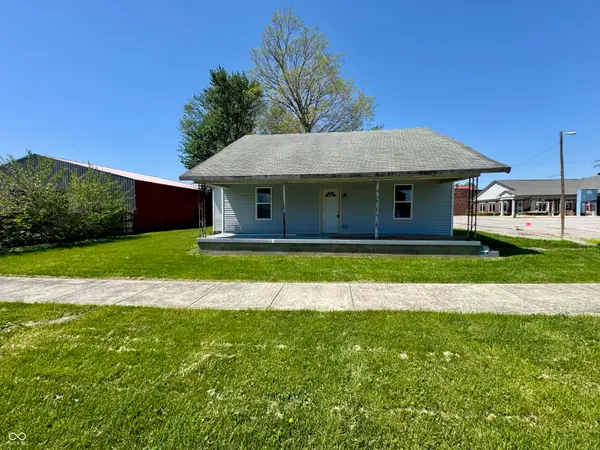 2 S Lafayette Street, Cloverdale, IN 46120