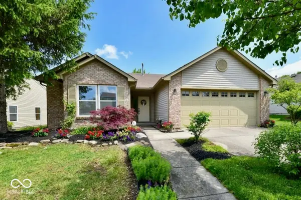 11240 Blue Meadow Drive, Fishers, IN 46037