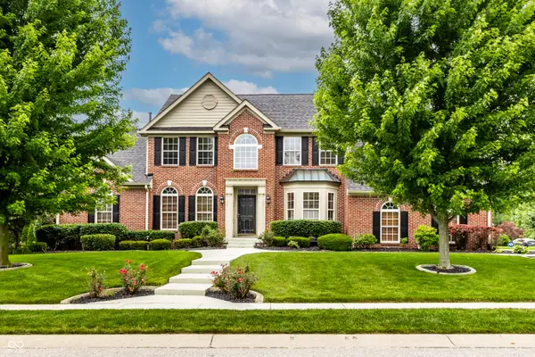 14152 Ledgewood Way, Carmel, IN 46032
