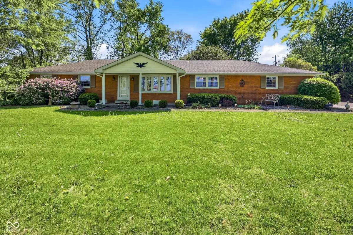 4292 S 300 E, Anderson, IN 46017 - #1