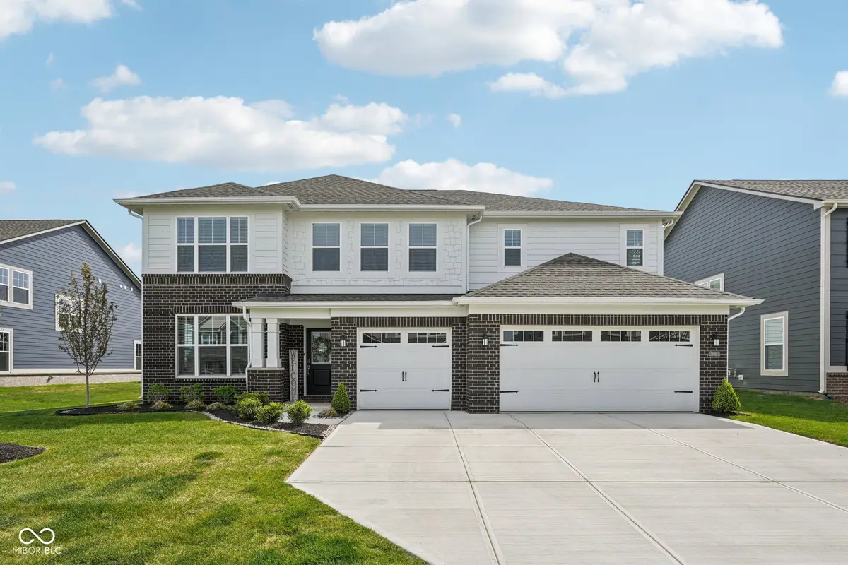 9091 Drakeswood Avenue, McCordsville, IN 46055 - #1