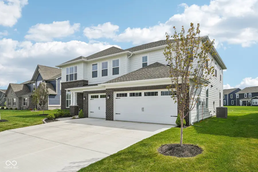 9091 Drakeswood Avenue, McCordsville, IN 46055 - #2