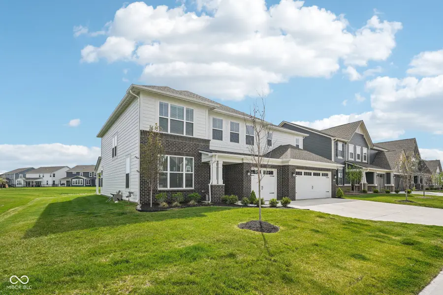 9091 Drakeswood Avenue, McCordsville, IN 46055 - #3