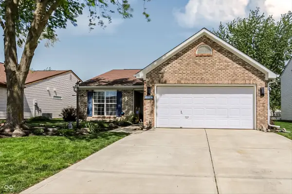 9658 Fireside Lane, Fishers, IN 46038