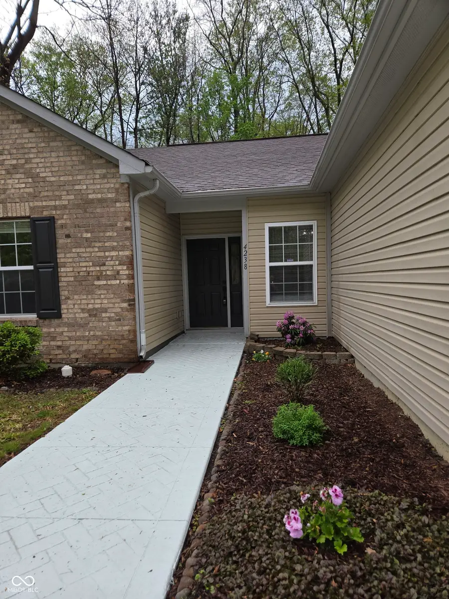 4238 Sunshine Avenue, Indianapolis, IN 46228 - #3