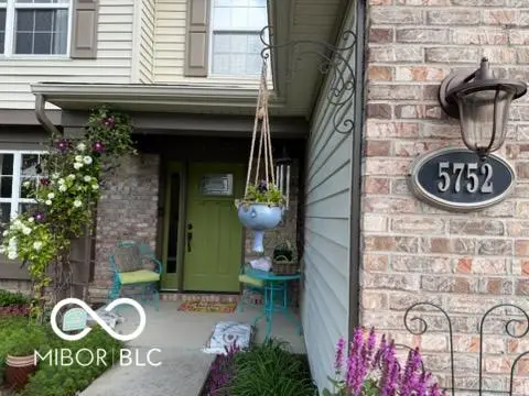 5752 Columbia Circle S, Greenwood, IN 46142 - #1