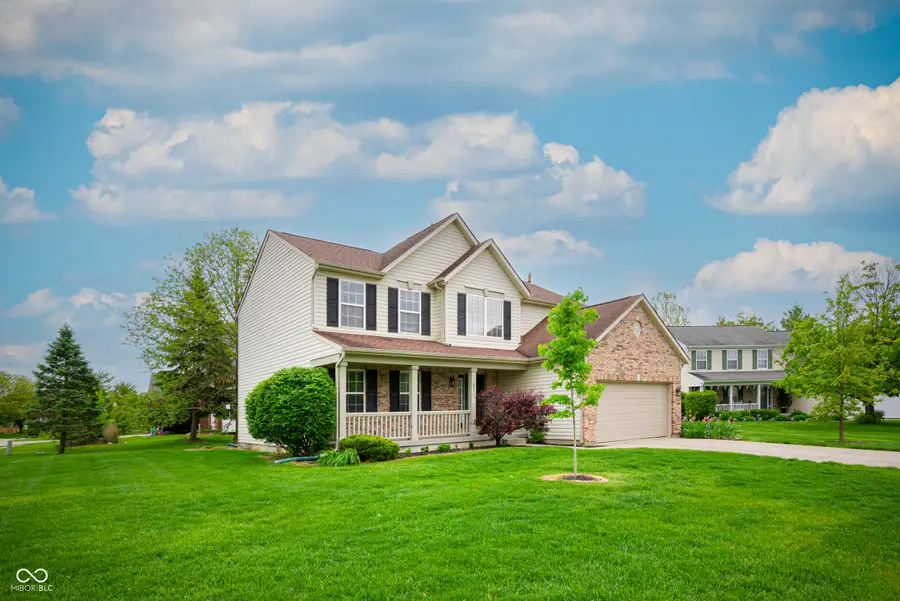6511 Hyde Park Drive, Zionsville, IN 46077 - #2