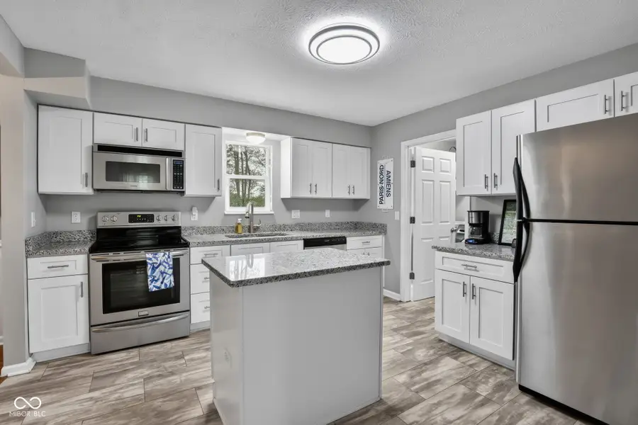 6177 Buttonwood Drive, Noblesville, IN 46062 - #3