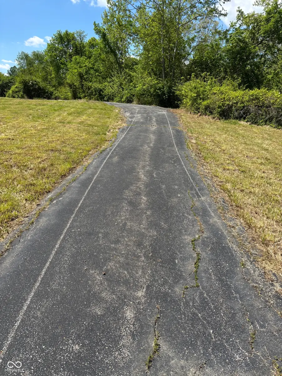 472 Rolling Hills Drive, Martinsville, IN 46151 - #3