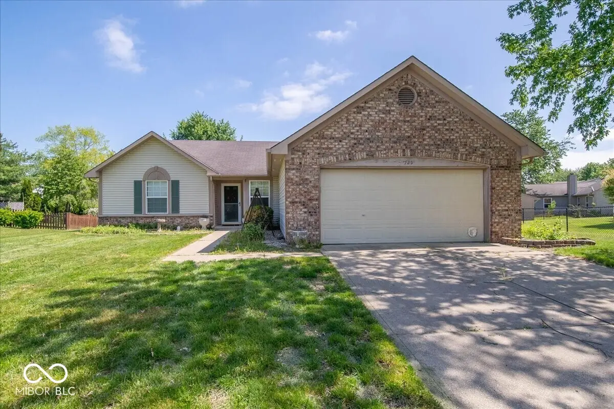 725 Lake Shore Road, Franklin, IN 46131 - #1