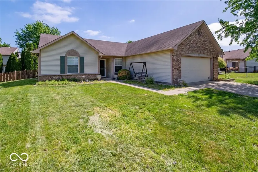 725 Lake Shore Road, Franklin, IN 46131 - #3