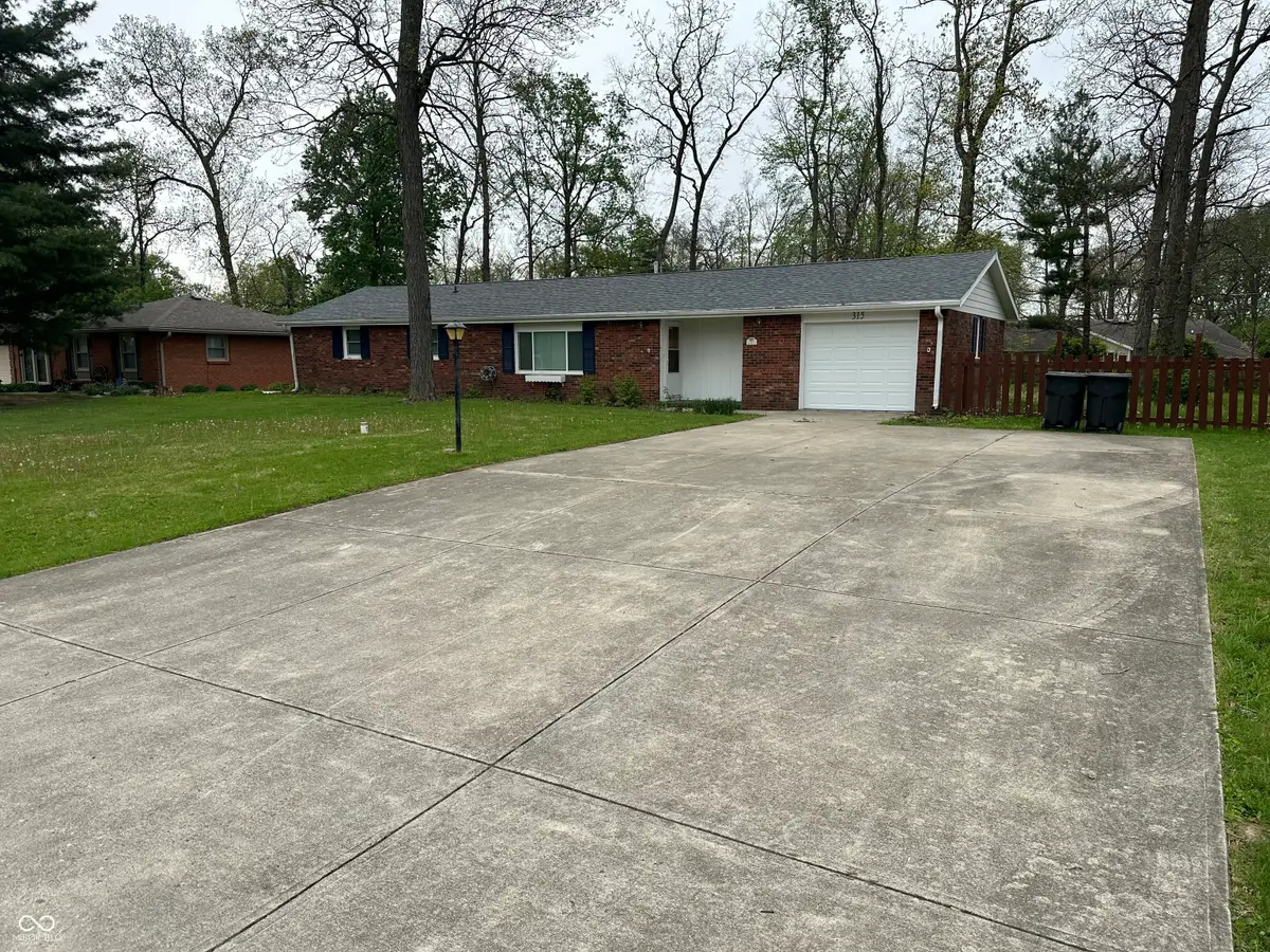 315 Olive Street, Anderson, IN 46017 - #1