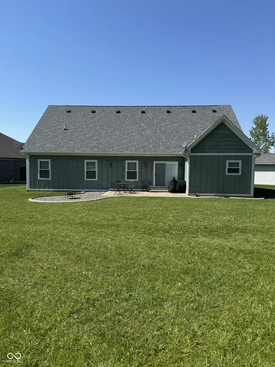35 Downing Drive, Trafalgar, IN 46181 - #2