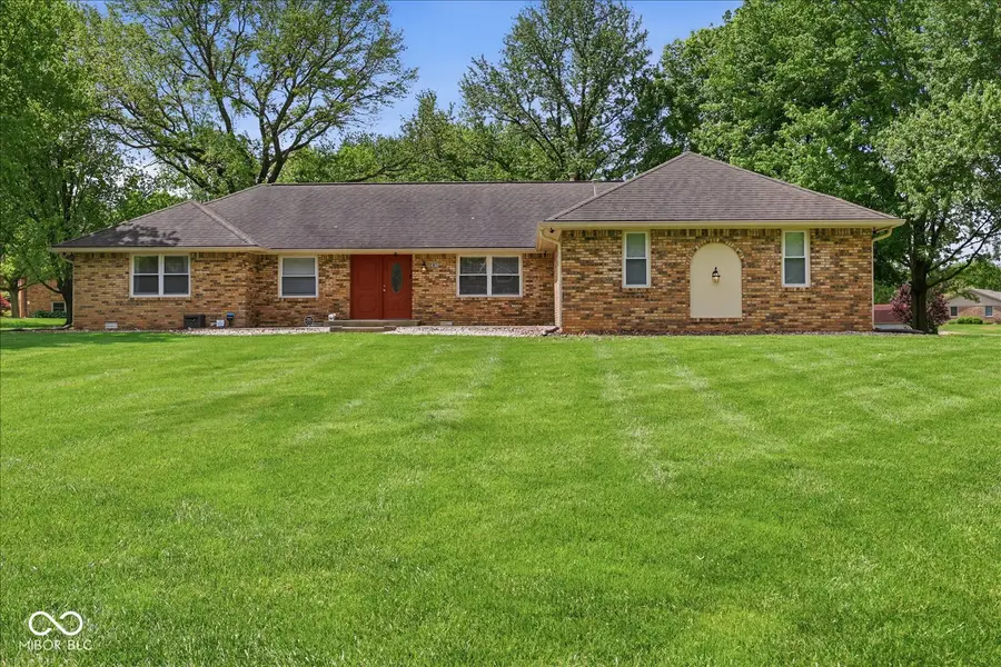 416 Macy Way, Greenwood, IN 46142 - #2