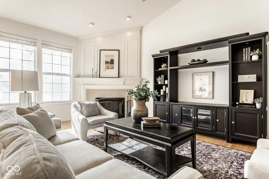 8977 Stonewick Way, Zionsville, IN 46077 - #2