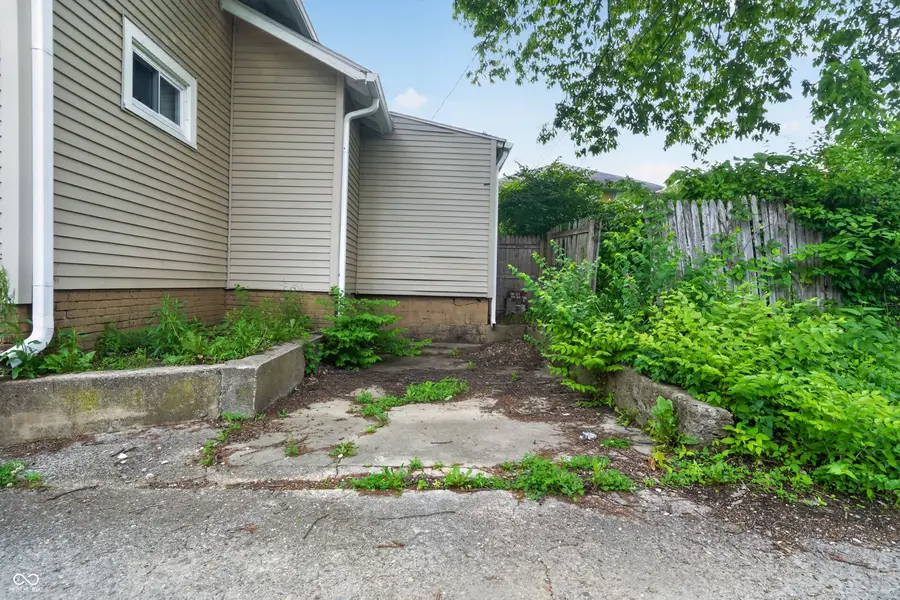 815 E 40th Street, Indianapolis, IN 46205 - #2