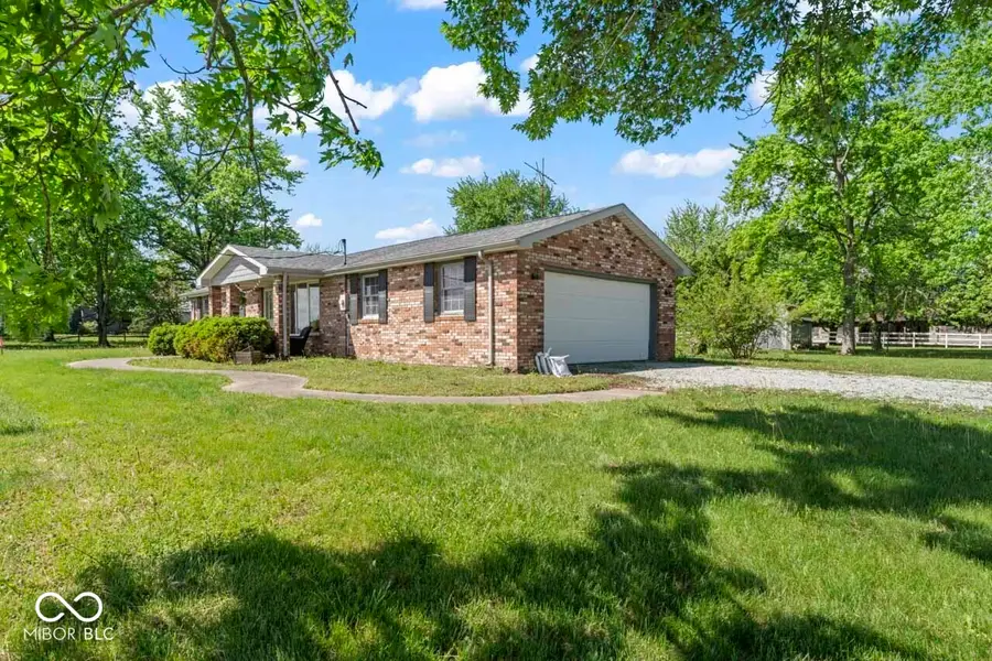9967 N County Road 800 W, Daleville, IN 47334 - #3
