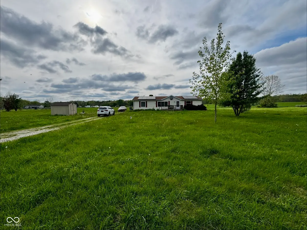 4792 W Fall Creek Road, Crawfordsville, IN 47933 - #1